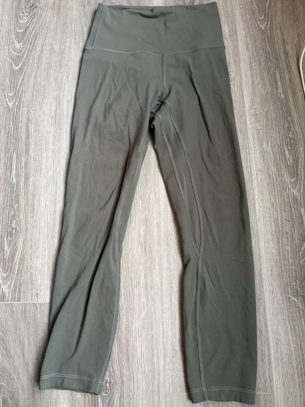 Women’s Olive Green Lululemon Align Crop 23”